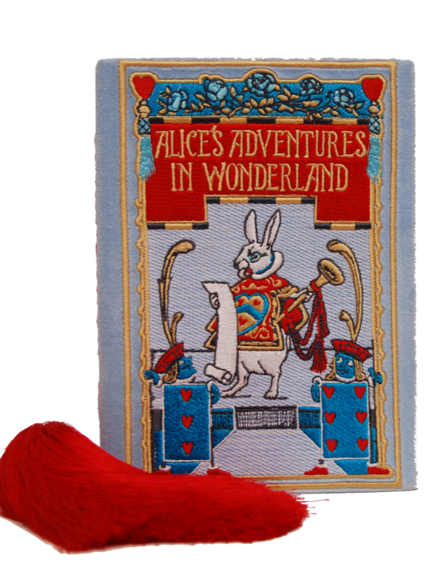 Клатч "Alice's Adventures in Wonderland"