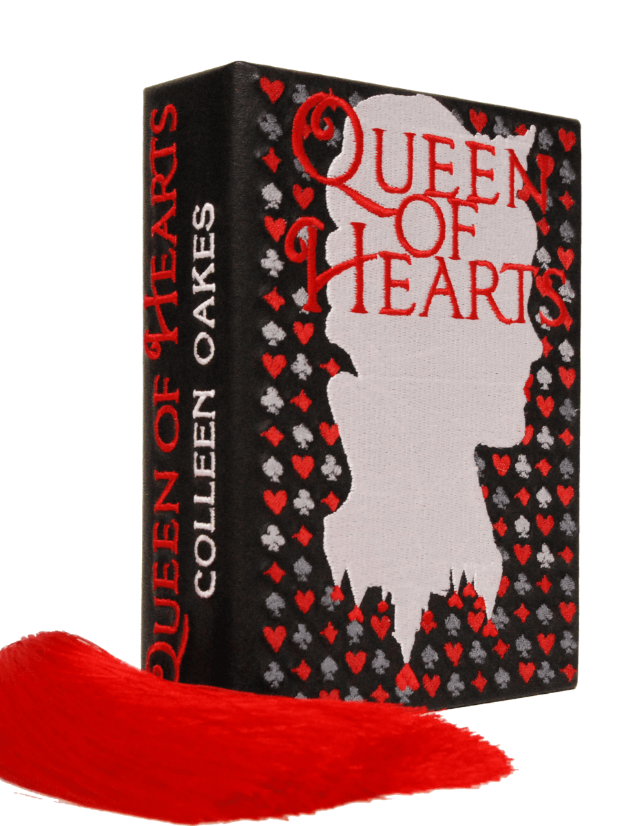 Clutch "Queen of hearts"
